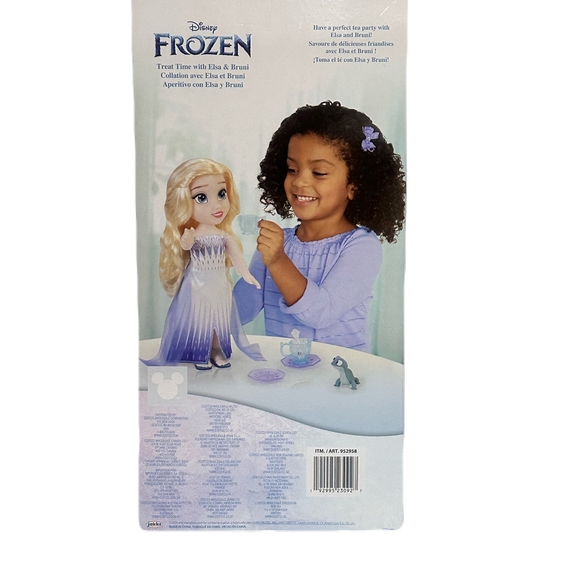 Disney Frozen Treat Time With Elsa & Bruni Doll - Picture 2 of 6